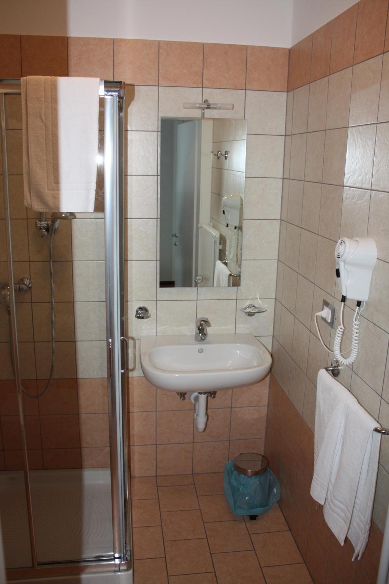 Garni Villa Waiz Roncegno Værelse billede